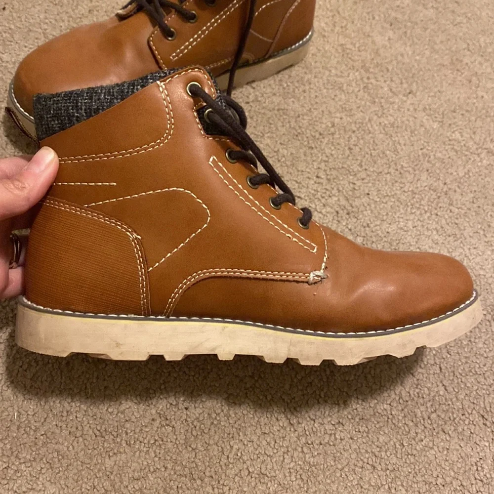 Cat and Jack boots